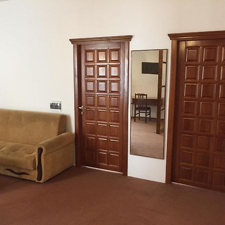 Hostel One لنكران المظهر الخارجي الصورة