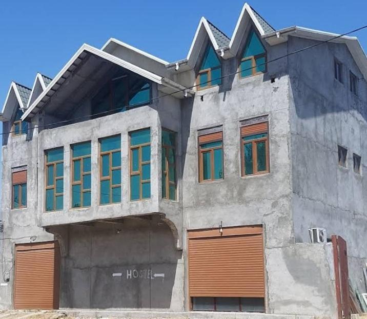 Hostel One لنكران المظهر الخارجي الصورة