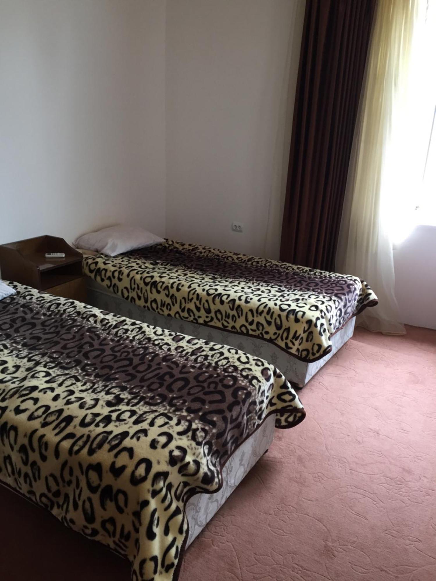 Hostel One لنكران المظهر الخارجي الصورة