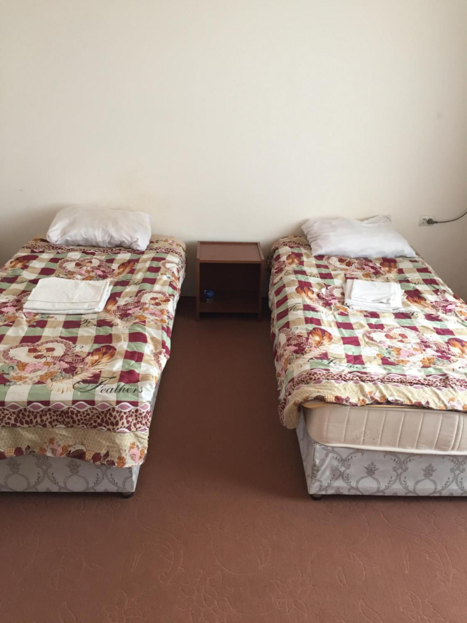 Hostel One لنكران المظهر الخارجي الصورة